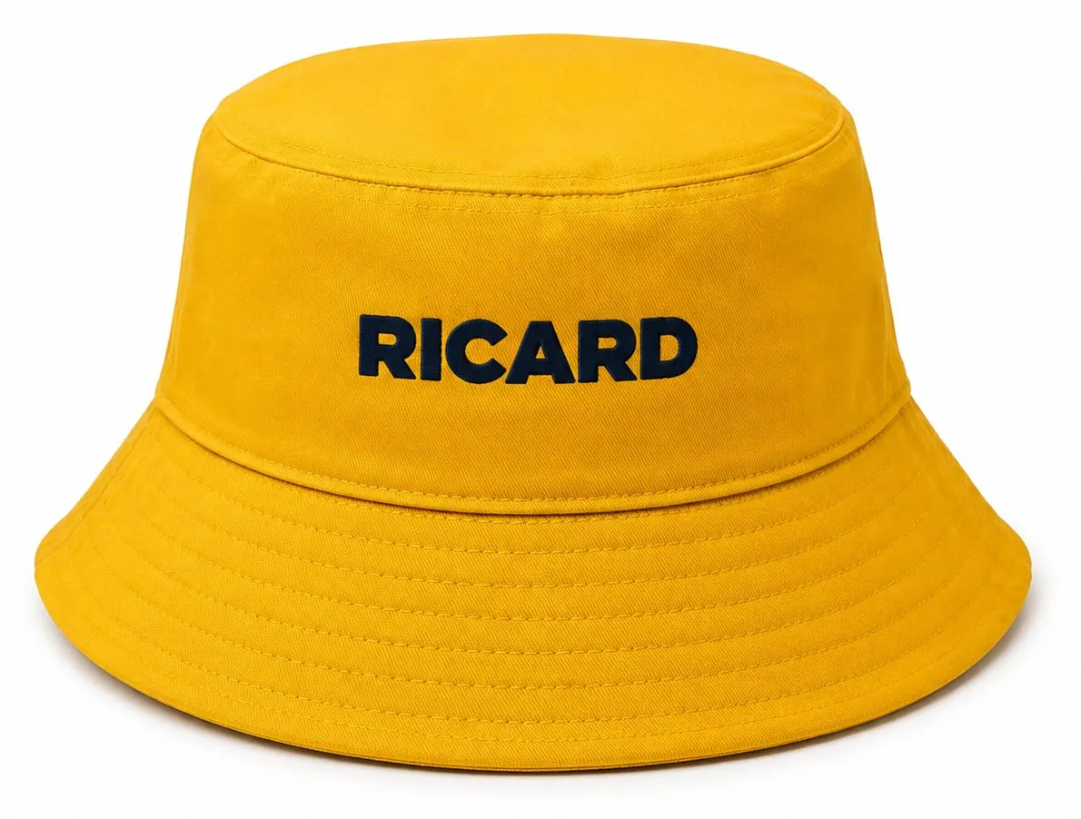 Barret de pescador Ricard groc amb el logo brodat